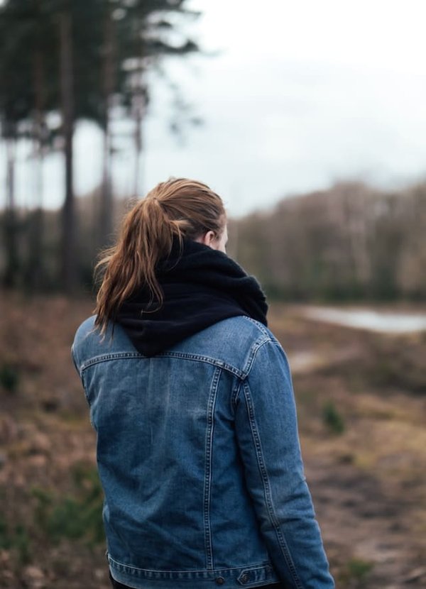 Veste en jean tendance : Guide mode et astuces pour un look chic | Fashion femmes