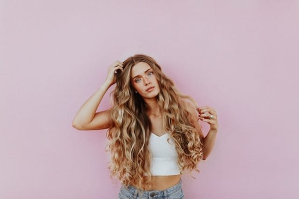 Les principales tendances en matière d'extensions de cheveux pour les femmes à la mode en ce moment