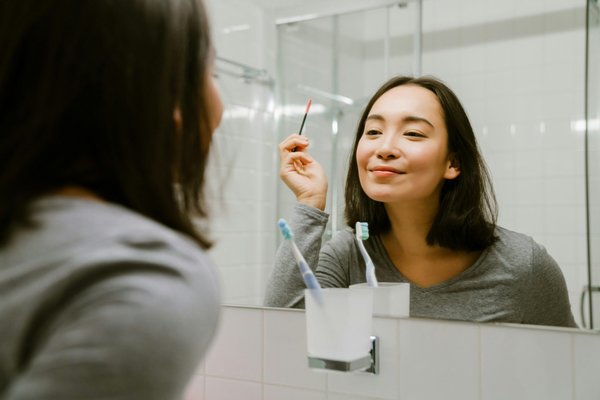 Soyez rayonnante : des cosmétiques à prix imbattables